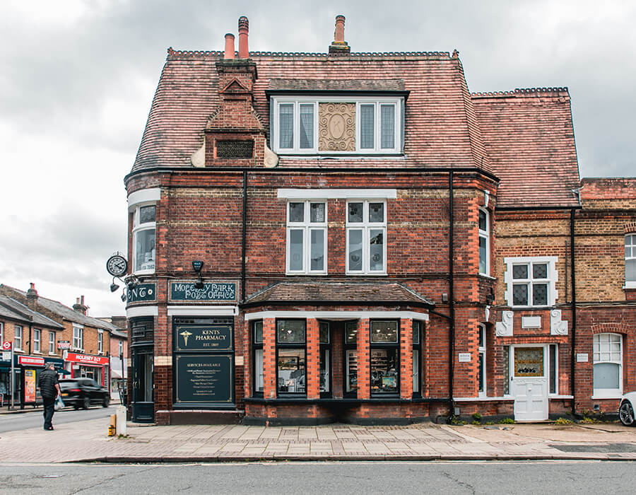 Kents Pharmacy at 104 Walton Road today